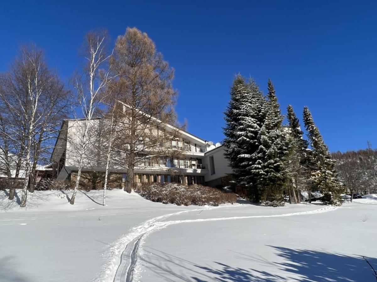 Apartmany Snow V Centre Stareho Smokovca Vysoke Tatry Exterior photo