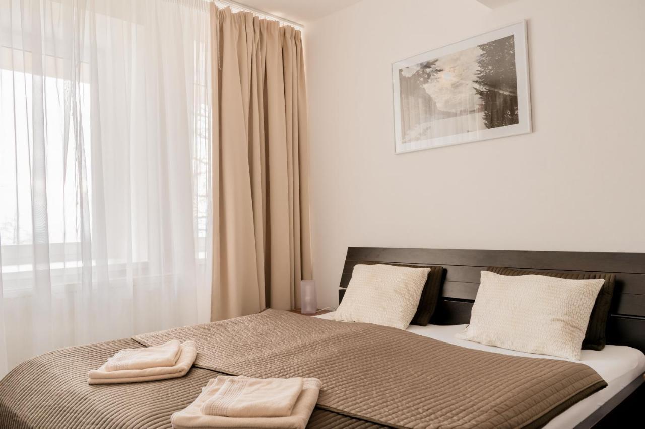 Apartmany Snow V Centre Stareho Smokovca Vysoke Tatry Exterior photo
