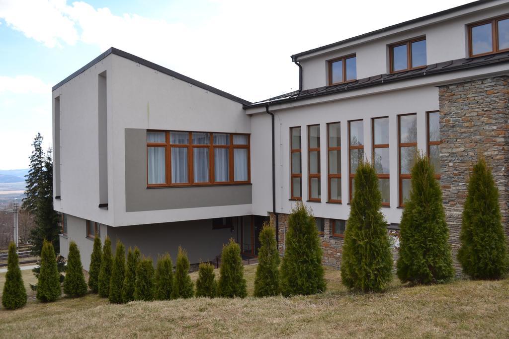 Apartmany Snow V Centre Stareho Smokovca Vysoke Tatry Exterior photo